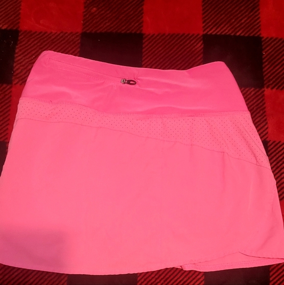Hind Hot Pink Women's Athletic Skort. Size M. RUNS SMALL. - Picture 6 of 7